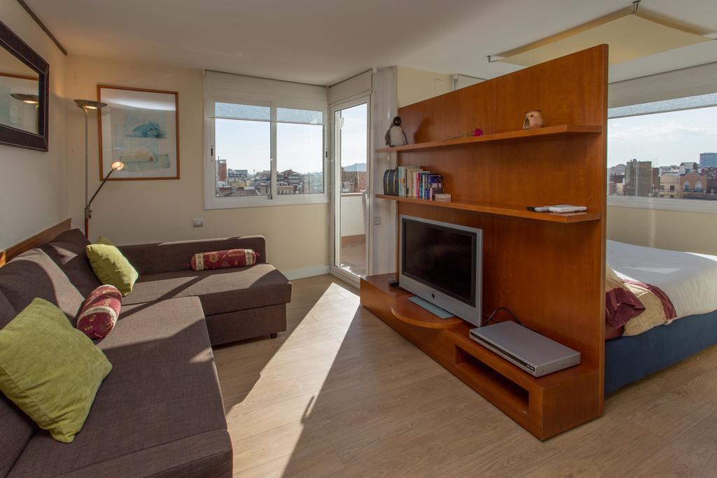Gaudi Views Apartment บาร์เซโลนา ภายนอก รูปภาพ