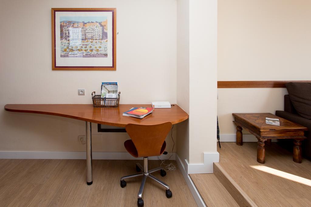 Gaudi Views Apartment บาร์เซโลนา ภายนอก รูปภาพ